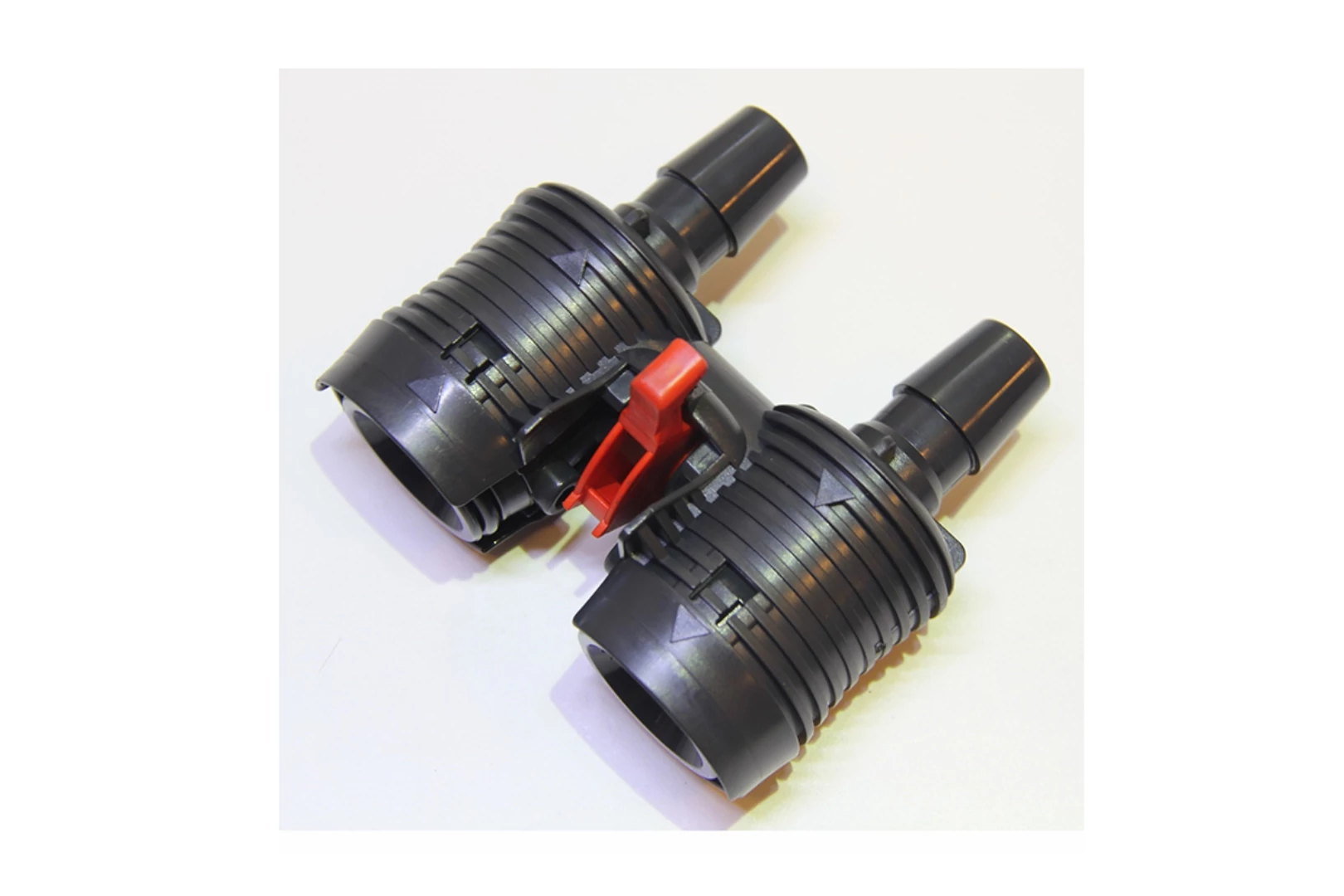 Eheim Adapter beépített zárócsapokkal a 2026/28/2126/28 EH7444578